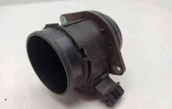 Volvo S40, V40 Mass air flow meter 7700105010