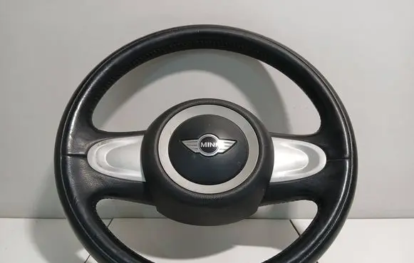 Mini One - Cooper R57 Steering wheel