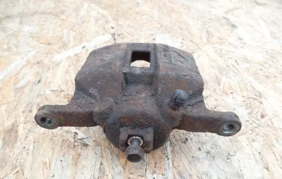Honda FR-V Front brake caliper