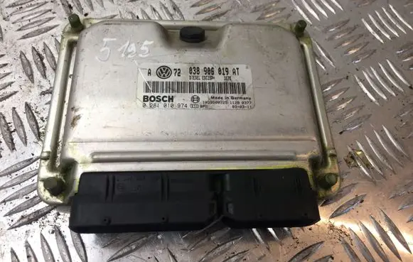 Volkswagen Golf IV Engine control unit/module 038906019AT 5195