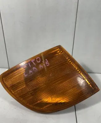 Mercedes-Benz Vito Viano W638 Front indicator light 0388200121