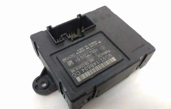 Volvo V70 Door control unit/module 9G9T14B534CC