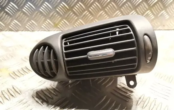 Mercedes-Benz C W203 Dashboard air vent grill cover trim 2038300554