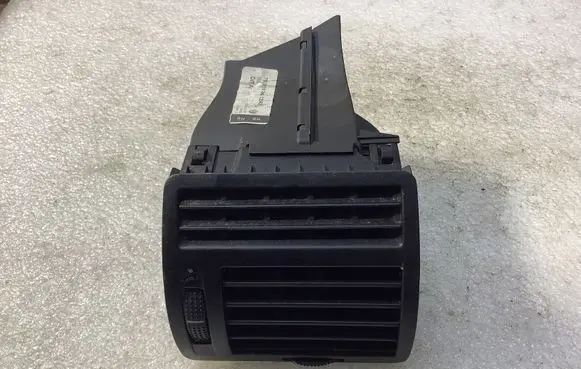 Volkswagen Sharan Dashboard side air vent grill/cover trim 7M3819704 YM21A018B08 B667A