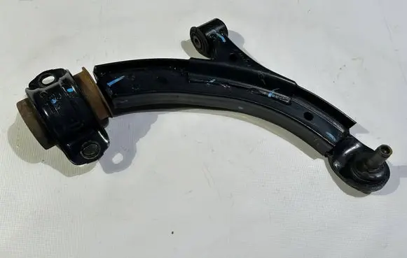 Ford Mustang V Front lower control arm/wishbone cr333a052ad