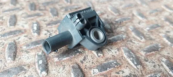 Volkswagen Golf VII Airbag deployment crash/impact sensor 5Q0959651
