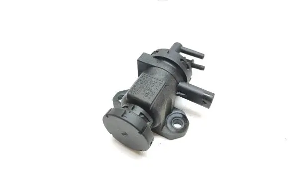 BMW 5 F10 F11 Turbo solenoid valve 8509323 BMW1174 3024389