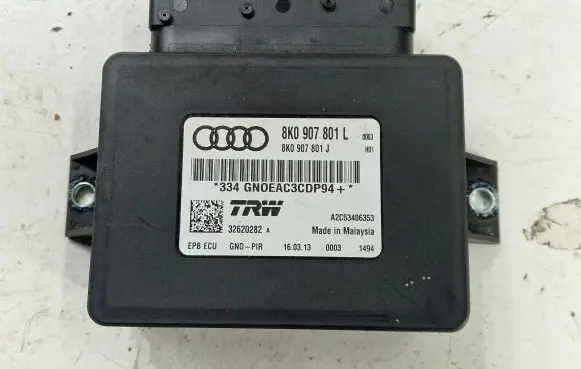 Audi A5 8T 8F Hand brake control module 8K0907801L 8K0907801J