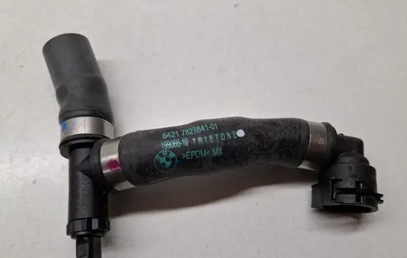 BMW 5 F10 F11 Engine coolant pipe/hose 7827841 11537827841