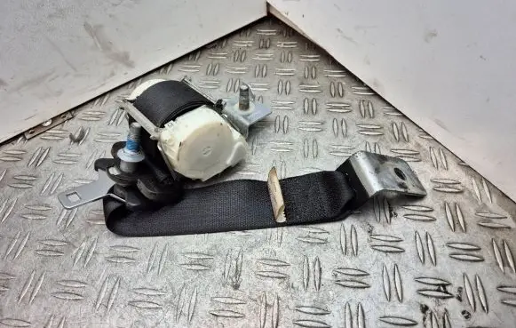 Dodge Nitro Rear seatbelt P5KJ771DVAE 33035173 367072N