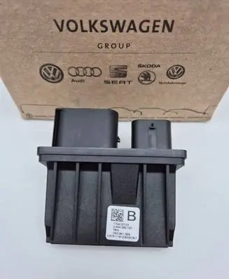 Volkswagen Touareg II Adblue control unit 0444050137 7N0941329 1724107
