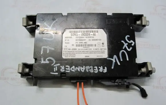 Land Rover Freelander 2 - LR2 Bluetooth control unit module 19C024