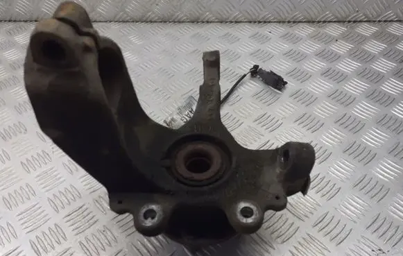 Ford C-MAX I Front wheel hub spindle knuckle