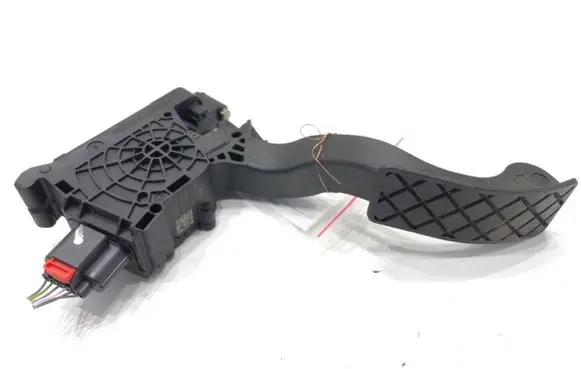 Skoda Kamiq Accelerator throttle pedal 2Q1723503