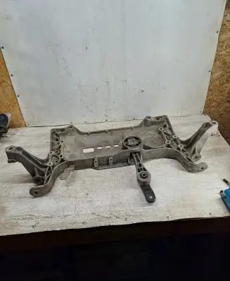 Volkswagen PASSAT B6 Front subframe 3C0199369F