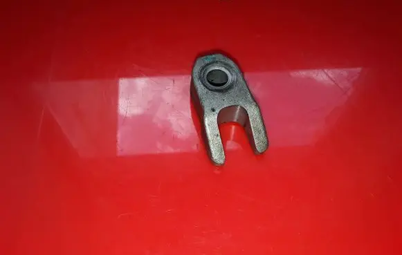 Chevrolet Captiva Fuel Injector clamp holder 8C2
