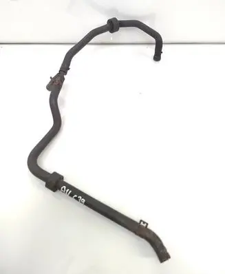 Volkswagen Touran I Engine coolant pipe/hose