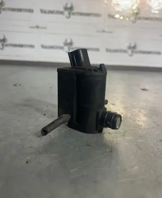 Hyundai Getz Windscreen/windshield washer pump 985101c100
