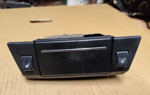 Chrysler 300 - 300C Car ashtray 04595956AB