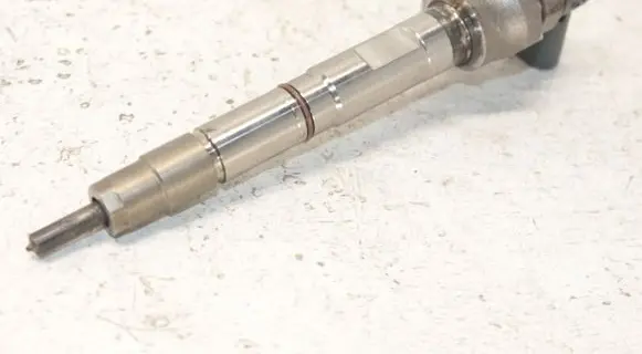 Audi A6 S6 C7 4G Fuel injector 04L130277AE