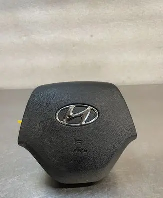 Hyundai Tucson TL Trunk lid opening control unit 