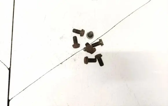 Hyundai H-1, Starex, Satellite Nuts/bolts 