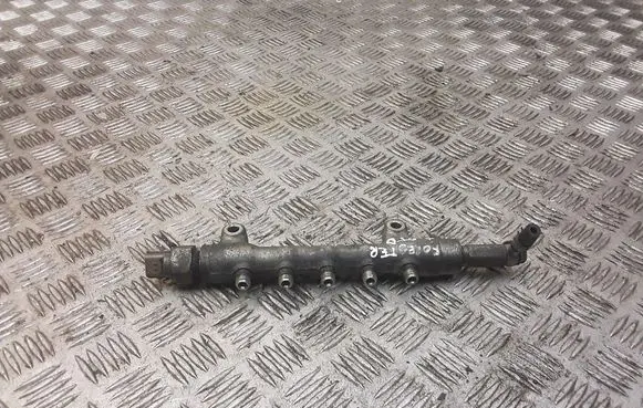 Subaru Forester SH Fuel main line pipe 