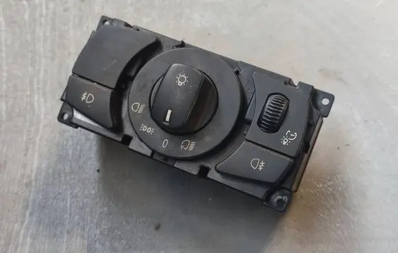 BMW 5 E60 E61 Light switch 6953734