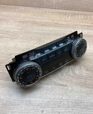 Mercedes-Benz C W204 Climate control unit 2048305790