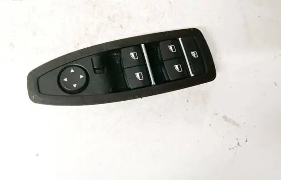 BMW 1 F20 F21 Electric window control switch 920811003