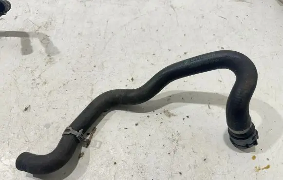 BMW 5 F10 F11 Engine coolant pipe/hose 9332283