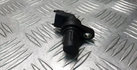 Mercedes-Benz CLS C219 Camshaft position sensor 0232103050 A0041539628