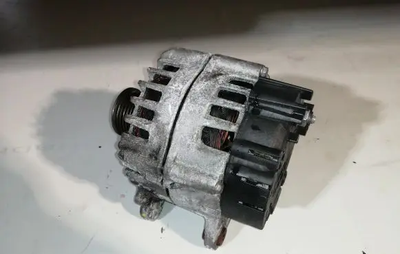Audi A6 S6 C7 4G Generator/alternator 04L903017C 415023599