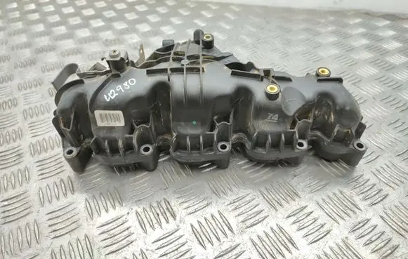 Volkswagen Tiguan Intake manifold 03L129711AN