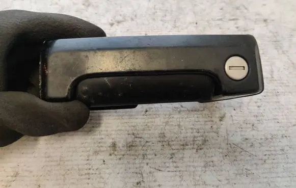 Volkswagen Transporter - Caravelle T4 Sliding door exterior handle 701843730B