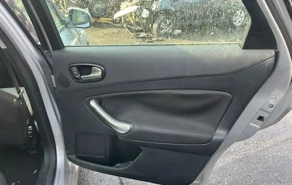 Ford Mondeo MK IV Other interior part 