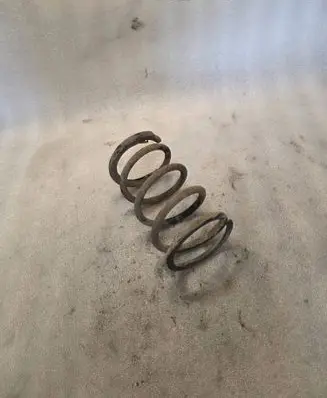 Toyota RAV 4 (XA20) Rear coil spring
