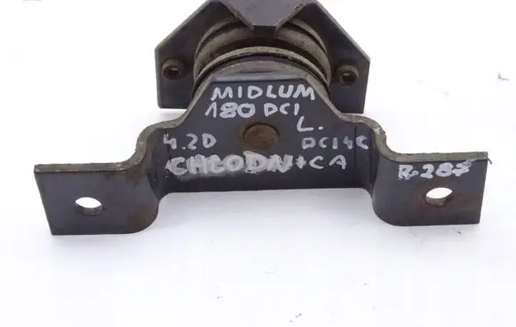 Renault Master II Radiator mount bracket
