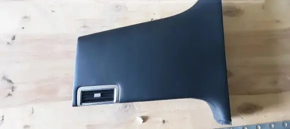Bentley Continental (B) pillar trim (bottom)