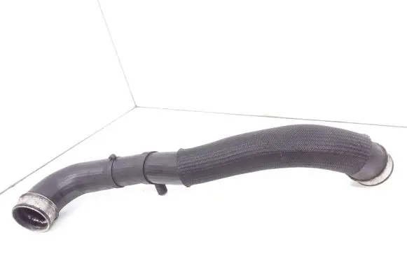 Volkswagen Touareg I Intercooler hose/pipe 7L6145979C