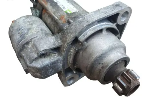 Volkswagen Touran I Starter motor 02M911023M D6GS14