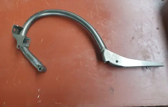 Mercedes-Benz CLS C219 Tailgate/trunk/boot hinge