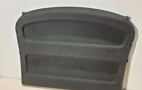 Parcel shelf