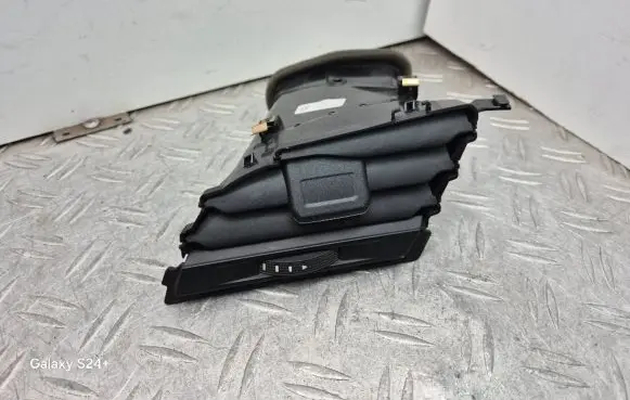 Volkswagen Touran III Dashboard side air vent grill/cover trim 5TB819703