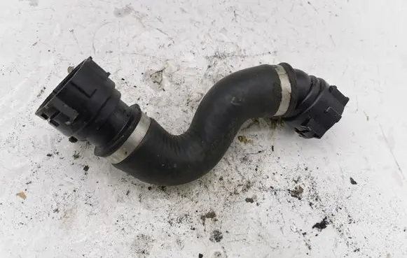 BMW 5 E60 E61 Engine coolant pipe/hose 1712752177601 752177601