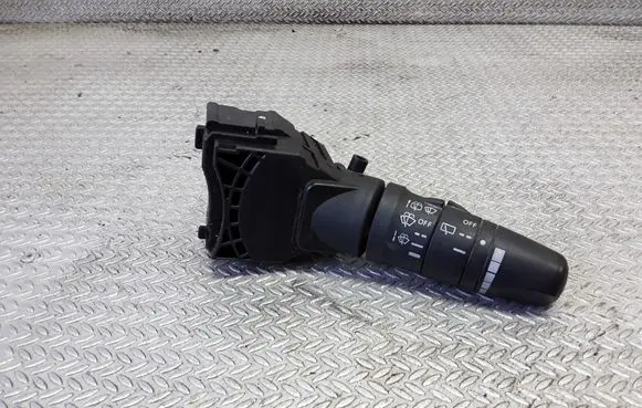 Nissan Primera Wiper control stalk 25260AV615