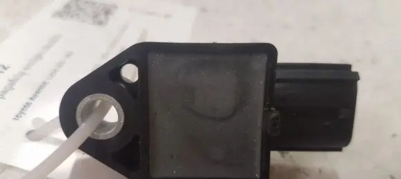 Toyota Avensis T250 Airbag deployment crash/impact sensor 8983405010 300505501G