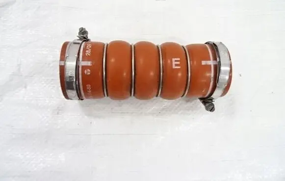 Intercooler hose/pipe