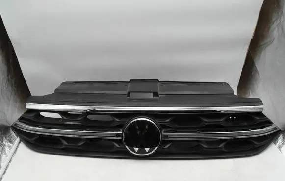 Volkswagen T-Roc Front bumper upper radiator grill 2GA853651