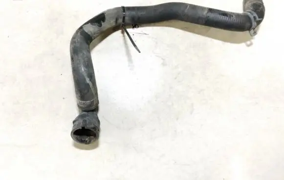 Audi A4 S4 B5 8D Engine coolant pipe/hose 8d0819373n